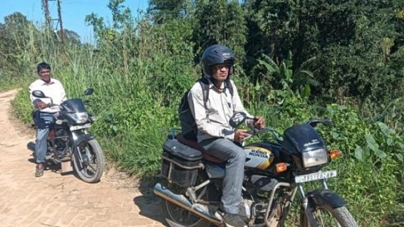 Teachers caught red-handed for not performing duties, leaving school early Teachers caught red-handed for not performing duties, leaving school early